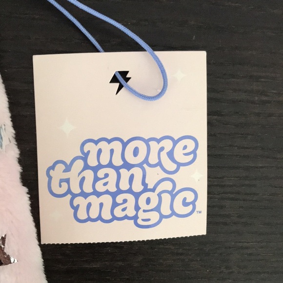 Pink fuzzy sleeping shorts with silver stars - Picture 6 of 9